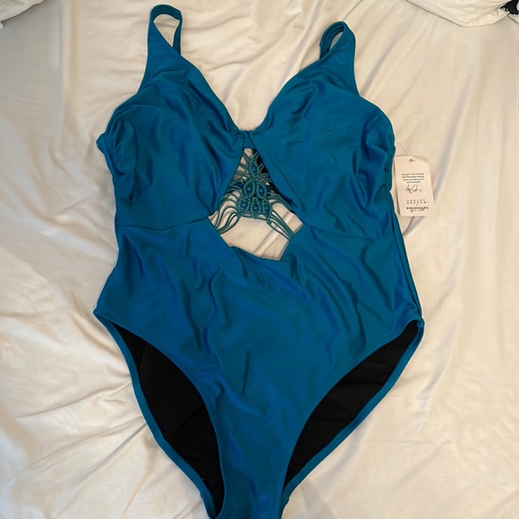 Swimsuits For All Swim Ashley Graham X Swimsuits For All Collab